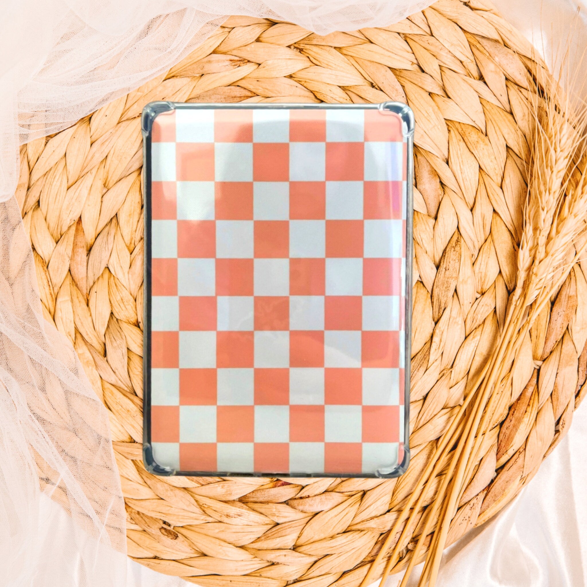 Checkered Kindle Inserts