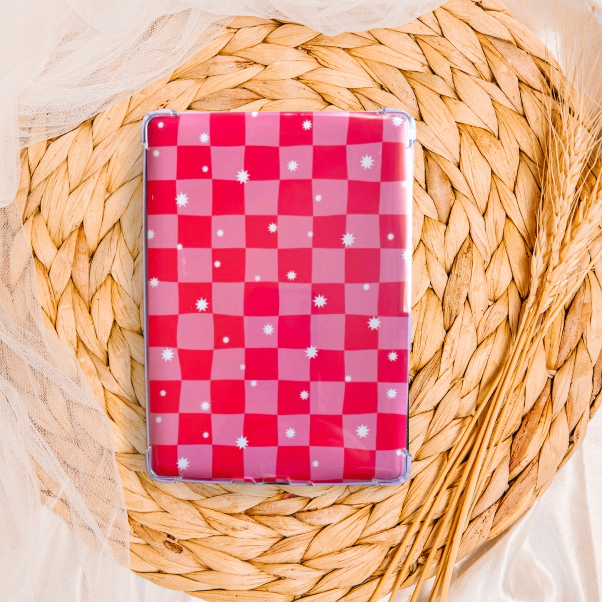 Sparkle Red Checkered Kindle Insert