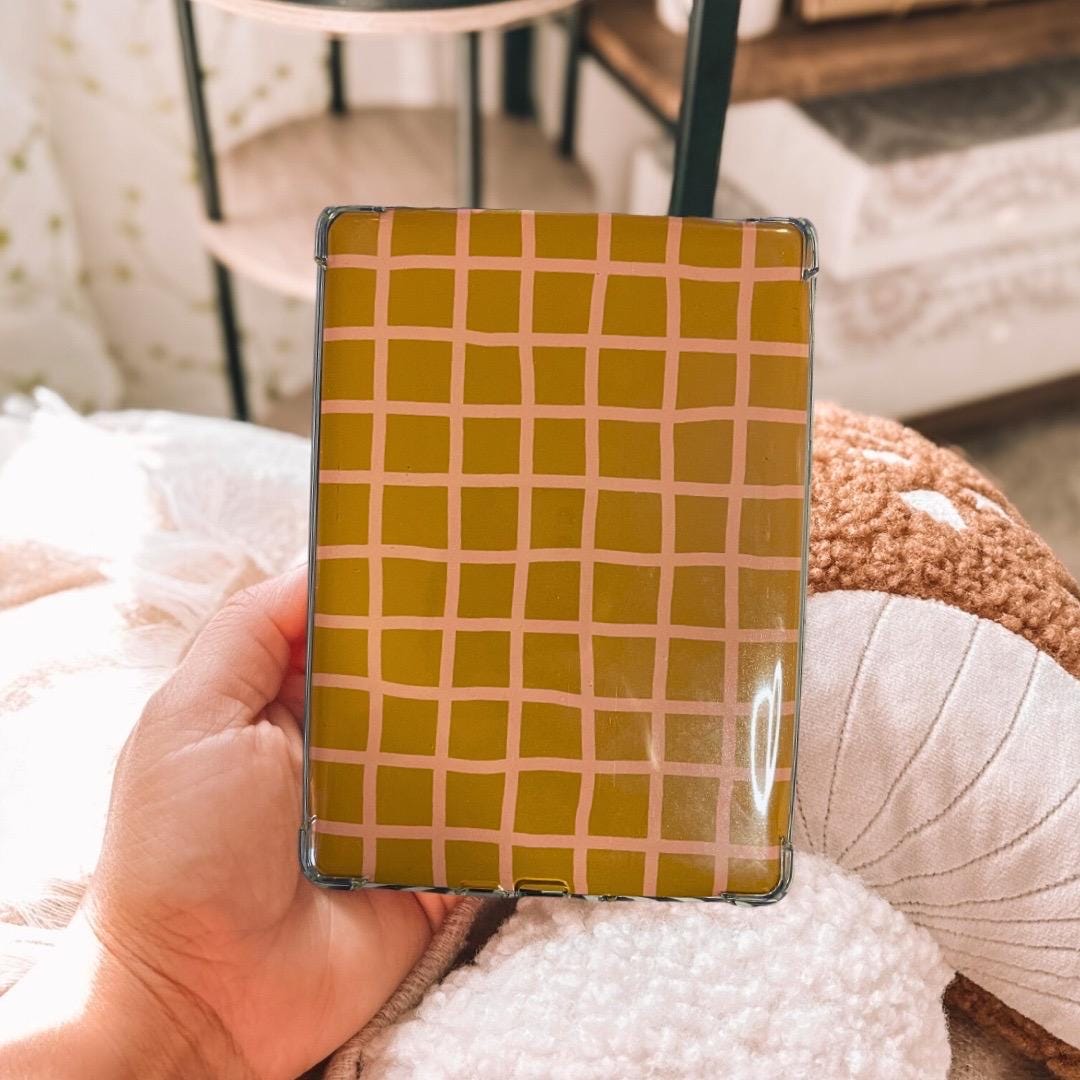 Vintage Checkered Kindle Insert, Kindle Accessories, Bookish, Book Lover Gift